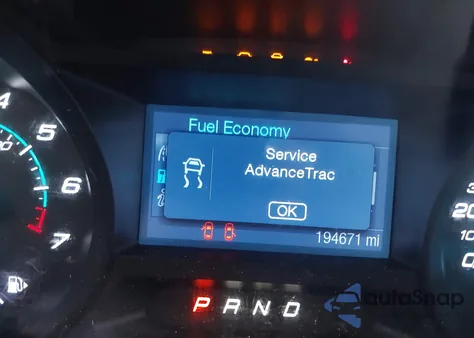 2013 Ford Police Interceptor z USA, uszkodzony, nr VIN 1FM5K8AR8DGA42341